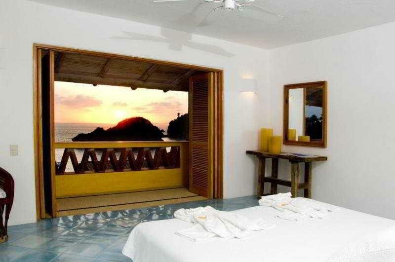 Playa Rosa Bungalows Кареєс Екстер'єр фото